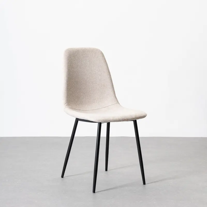 2 sillas de comedor Lina beige tapizadas en lino con patas metálicas negras