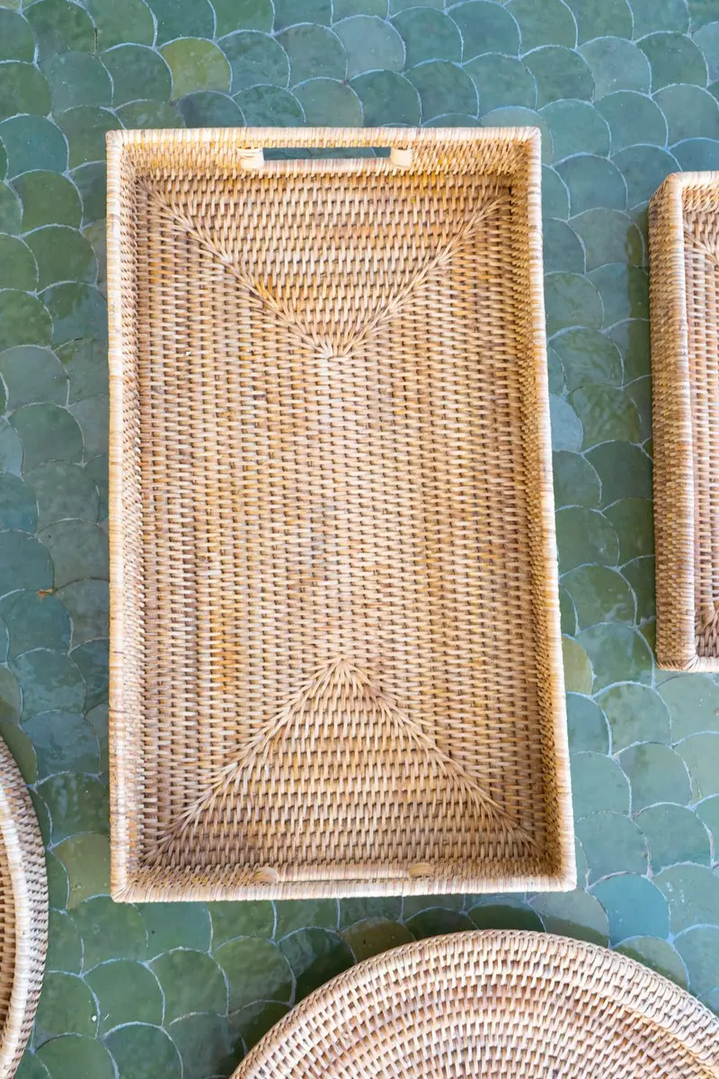 Bandeja Rectangular De Ratán Con Asas