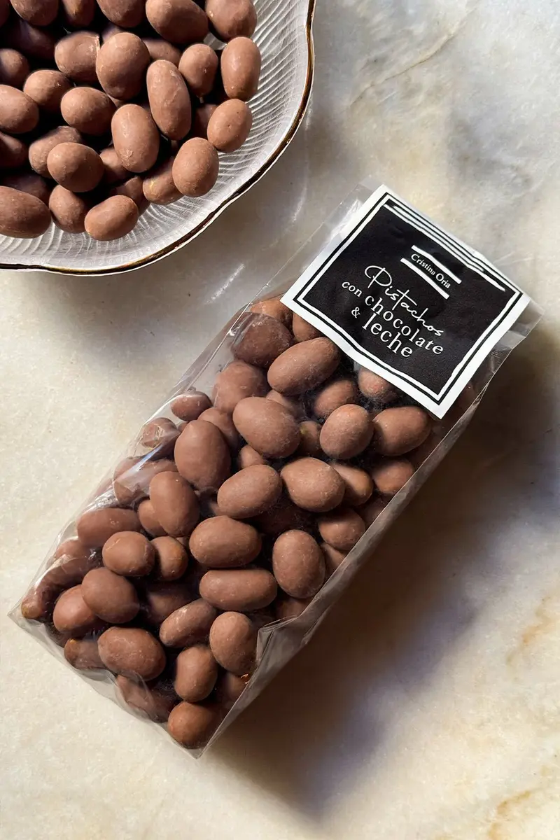Bolsa De Pistachos Con Chocolate Con Leche