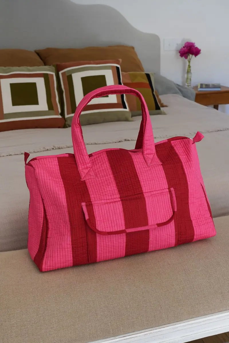 Bolsa De Viaje Rayas Rosas Y Rojas