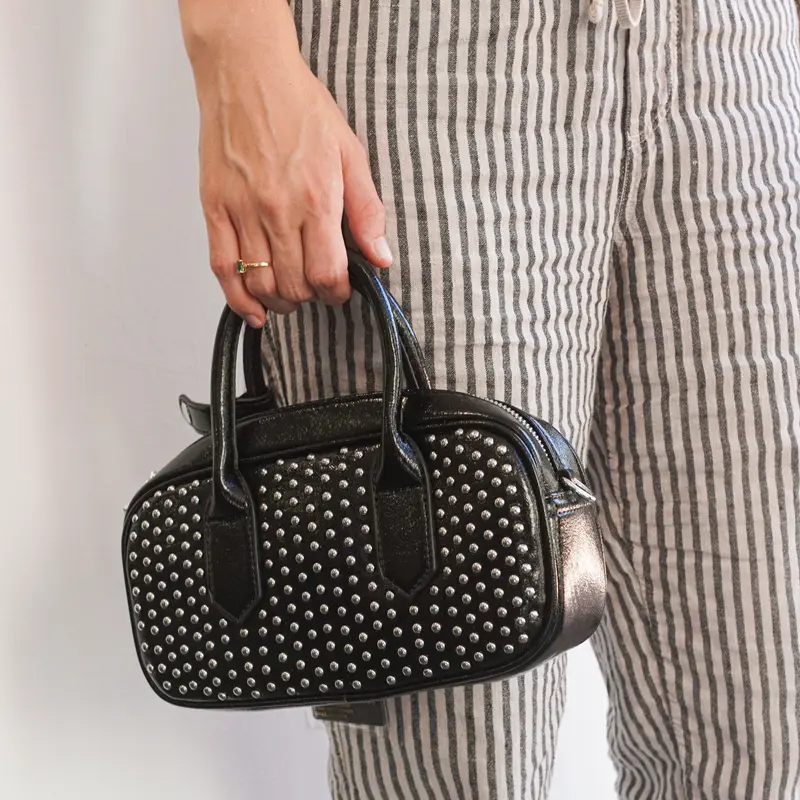 BOLSO BOWLING TACHUELAS