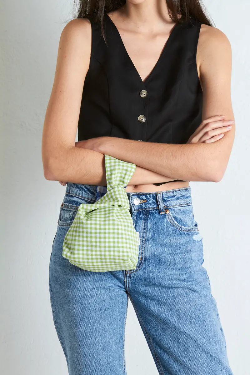Bolso hatillo mini reversible vichy verde y azul