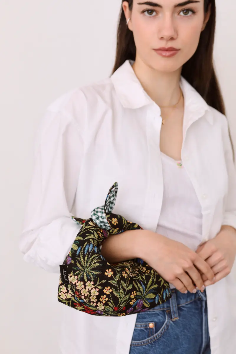 Bolso mano anudado tejido jacquard margaritas