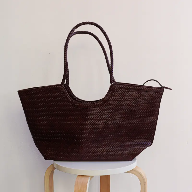 BOLSO SHOPPER TRENZADO GRANATE