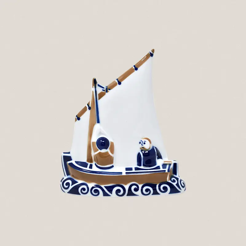 Bote a Vela Latina