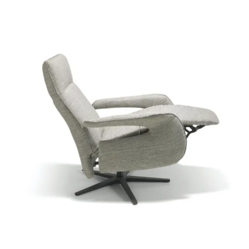 Butaca giratoria de diseño con sistema relax manual modelo MAGGIE