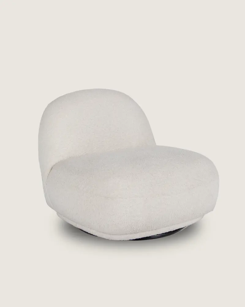 Butaca tapizada para salón o dormitorio blanca de diseño hecha a mano Elise