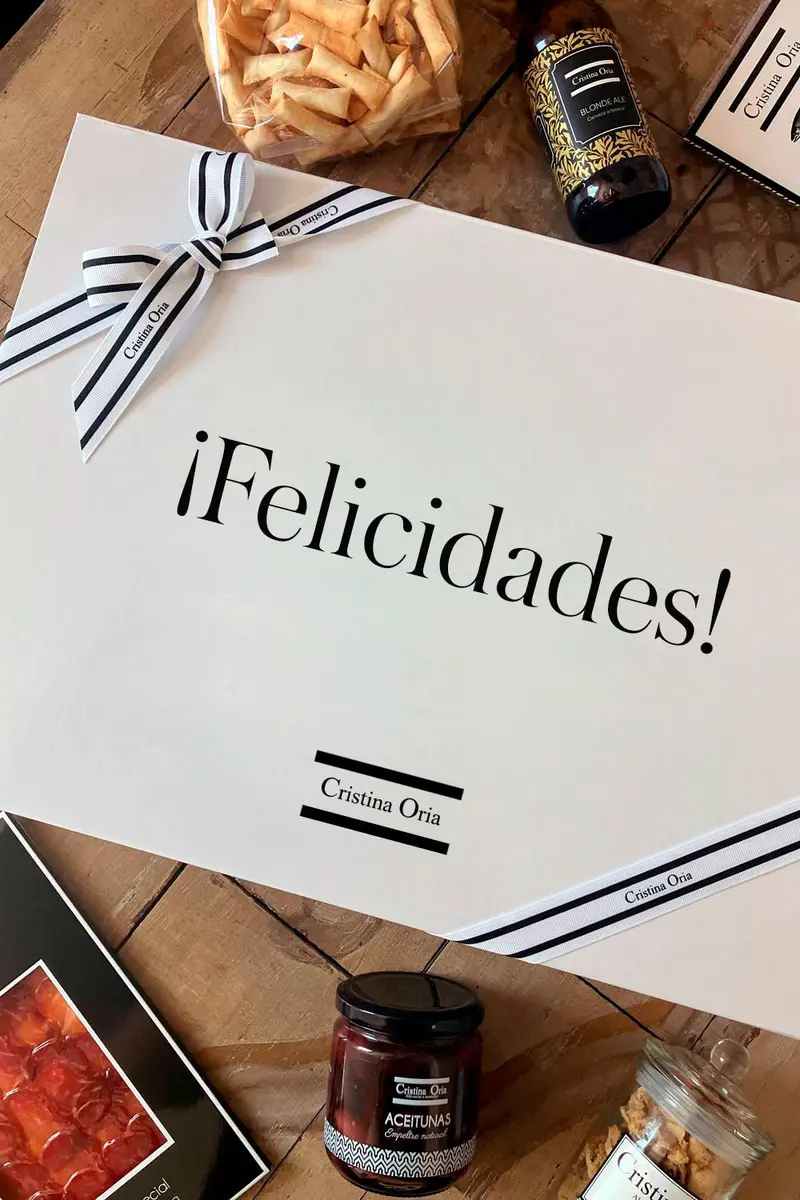 Caja Blanca Co Grande "Felicidades"