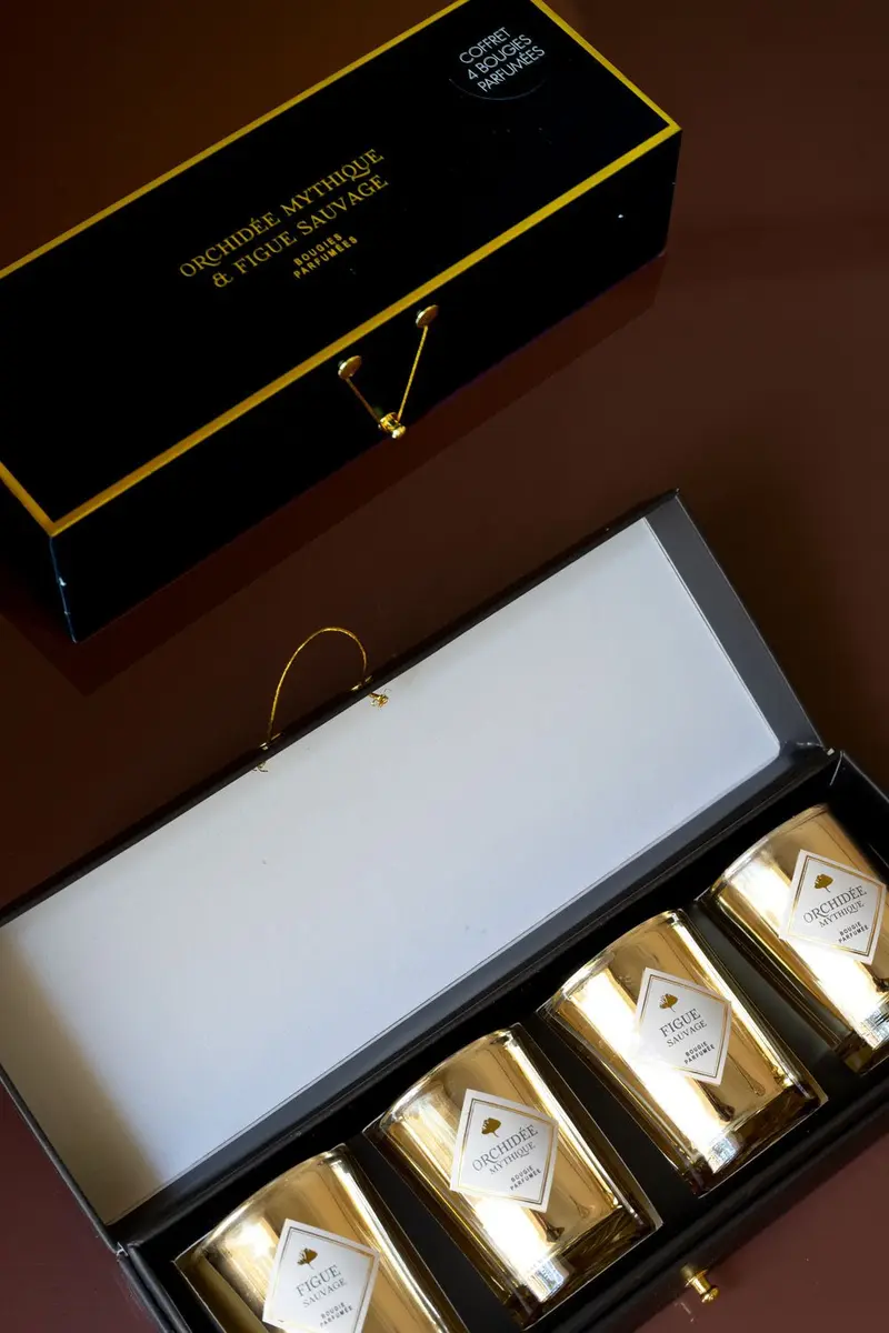 Caja Con Cuatro Velas Diseño Ginkgo