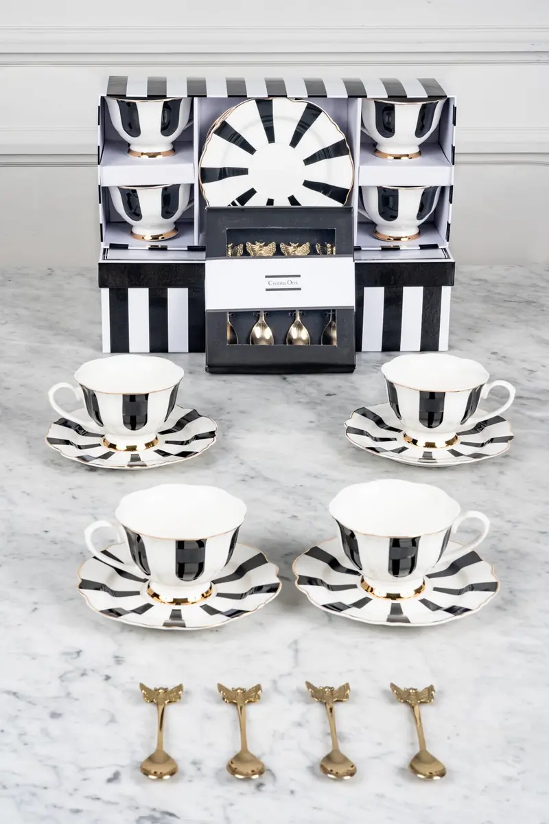 Caja De Regalo Tazas Y Cucharitas De Bronce
