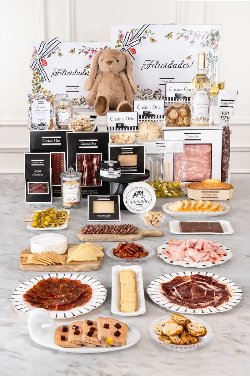 Caja Recién Mamá La Más Gourmet & Peluche Conejo Marrón CO