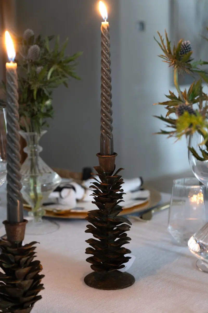 Candelabro Con Diseño De Pino Verde Y Dorado De Metal Grande