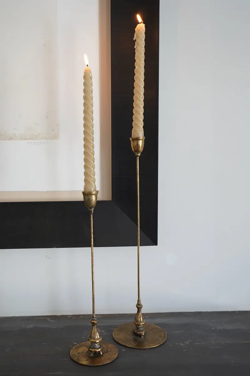 Candelabro De Metal Dorado Antique Mediano