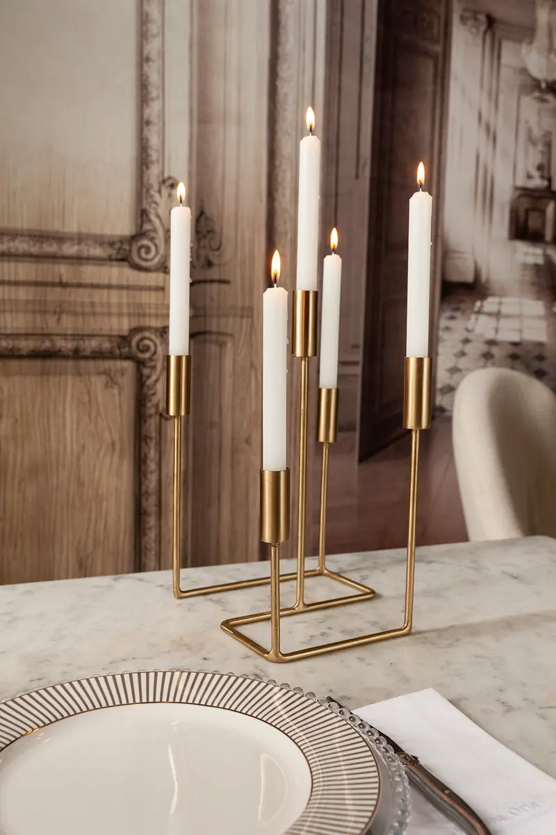 Candelabro Dorado De Cinco Velas