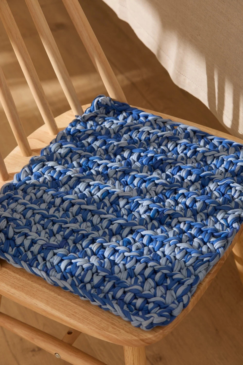 Cojín de silla de algodón trenzado azul Jana