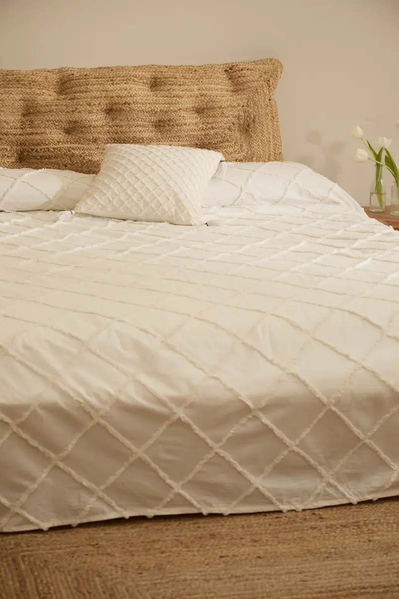 Colcha con tufting blanco Royal