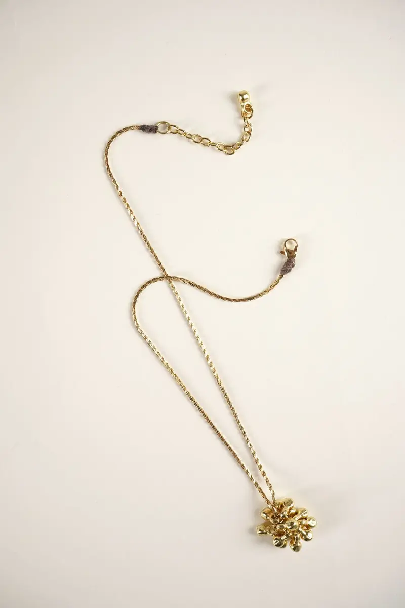 Collar Dorado Con Borlón