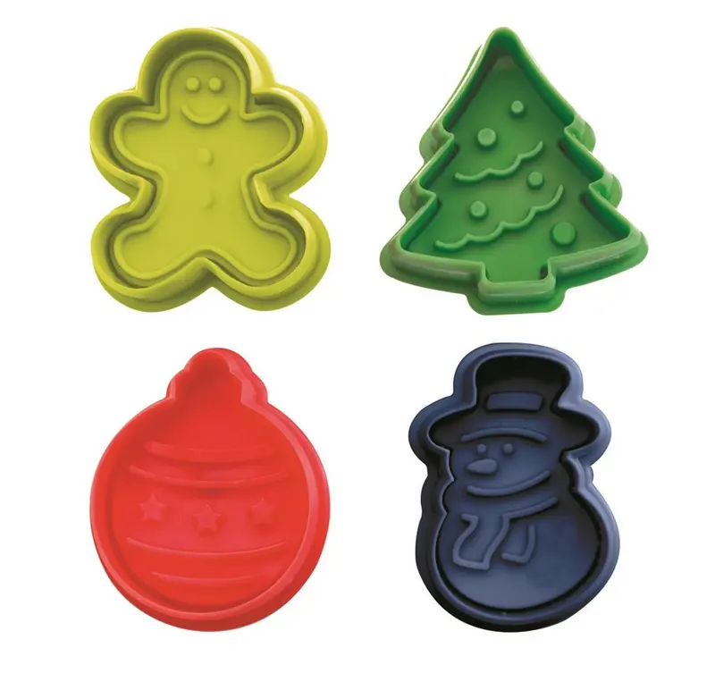 CORTAPASTAS CON EXPULSOR DE NAVIDAD 4 PIEZAS