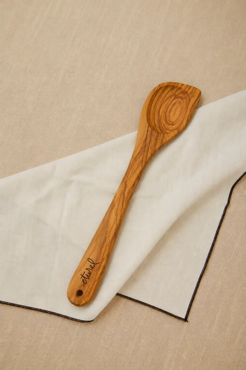 Cuchara pico de madera de olivo