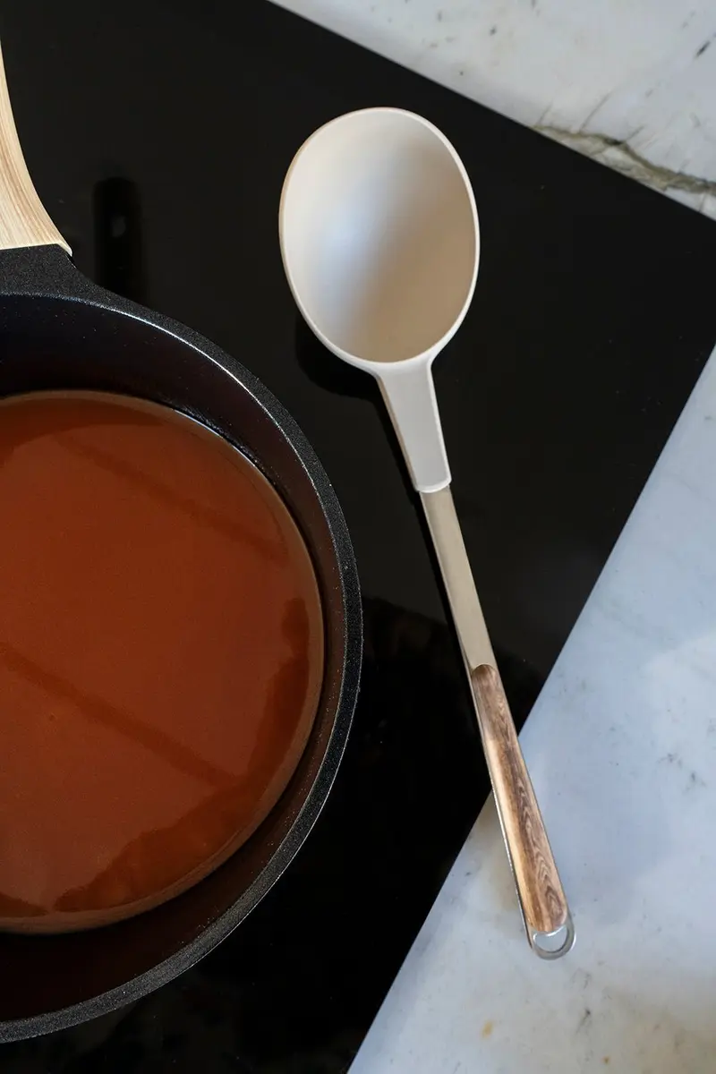 Cucharón Con Mango De Madera