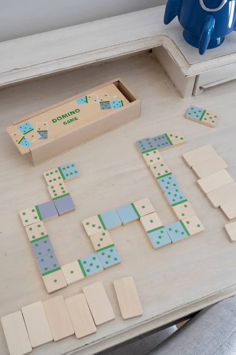 Dominó De Madera Para Niños