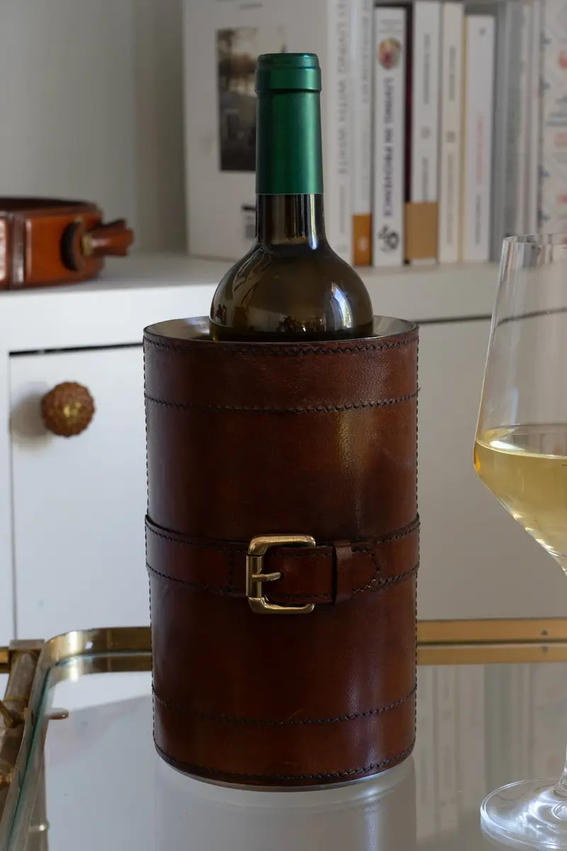 Enfriador De Botellas De Cuero Con Detalle De Hebilla