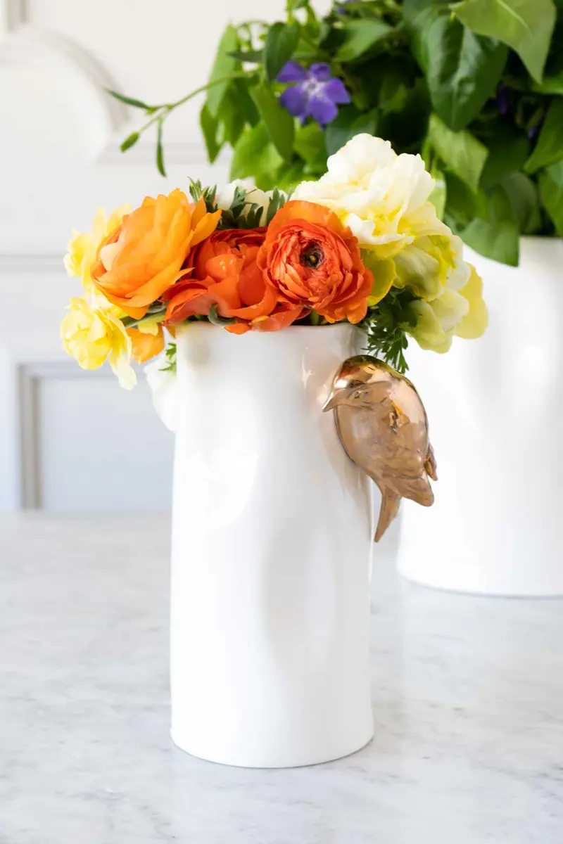 Florero Porcelana Blanco Con Pájaros Dorados Pequeño