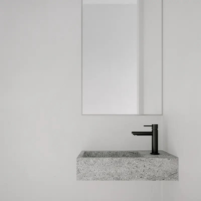Fuente lavamanos de travertino Porto - Arenisca gris