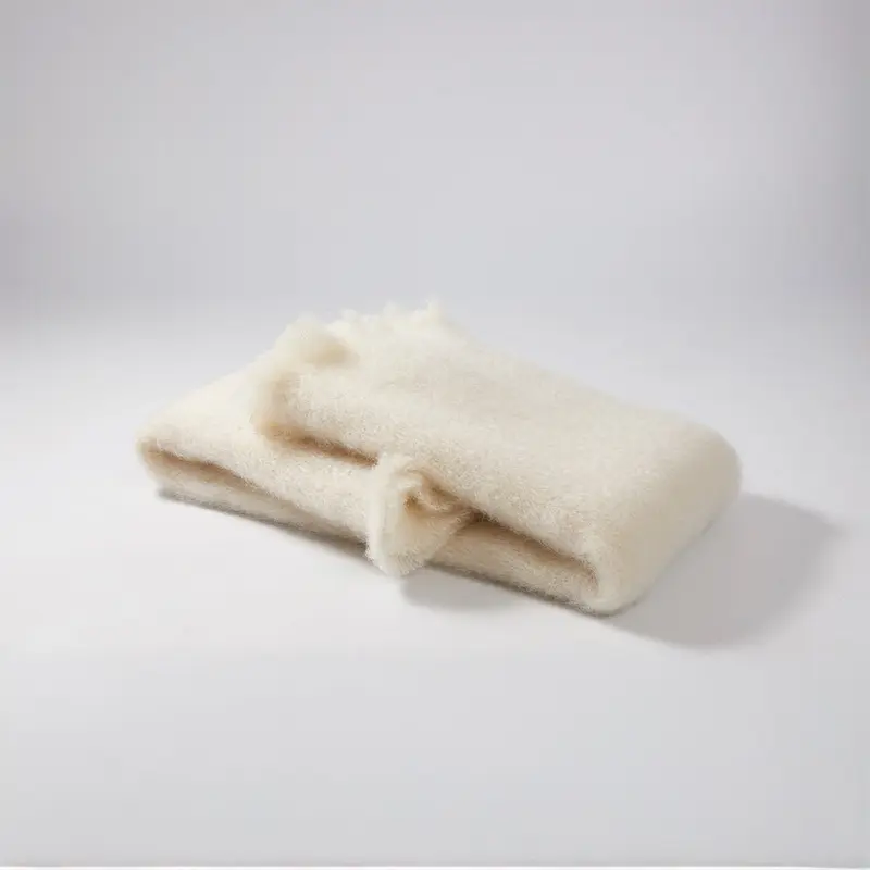 Fular Mohair Ecru 018 18x170