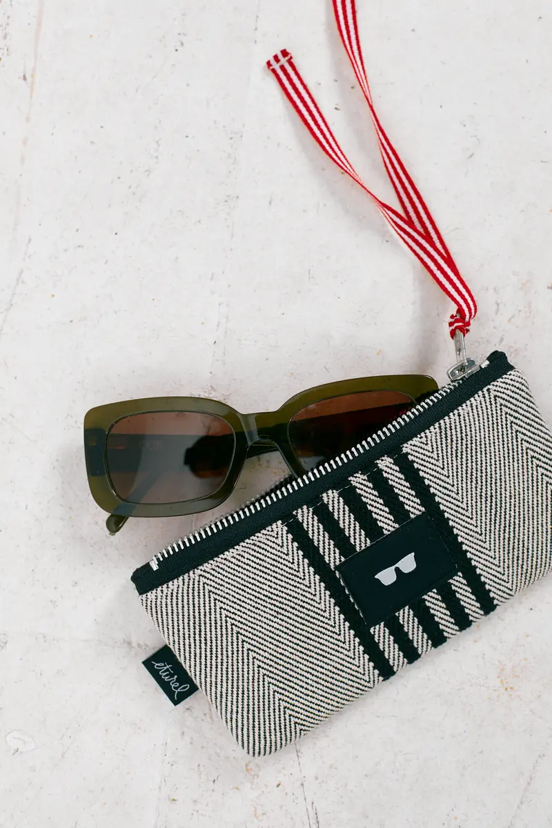 Funda de gafas sarga de burgos negro
