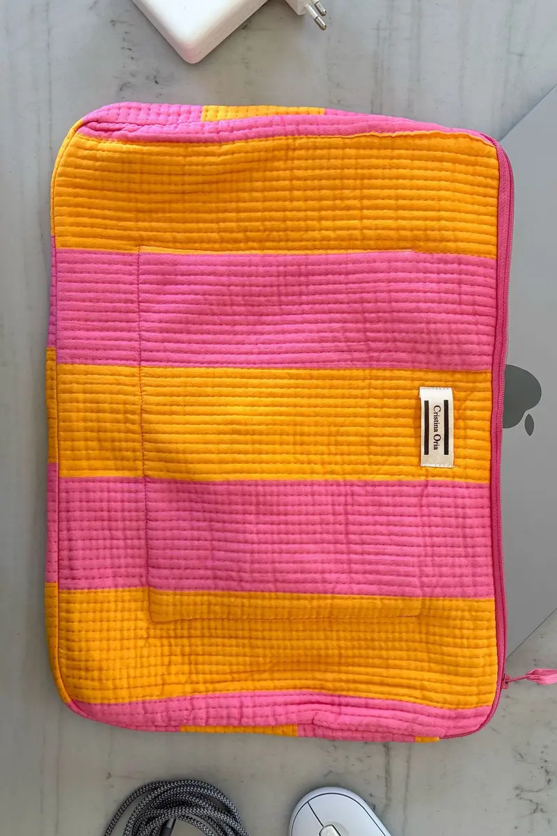 Funda Para Portátil Rayas Rosas & Naranjas