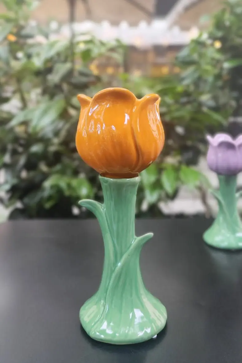 Jarrón Con Diseño De Tulipán Naranja