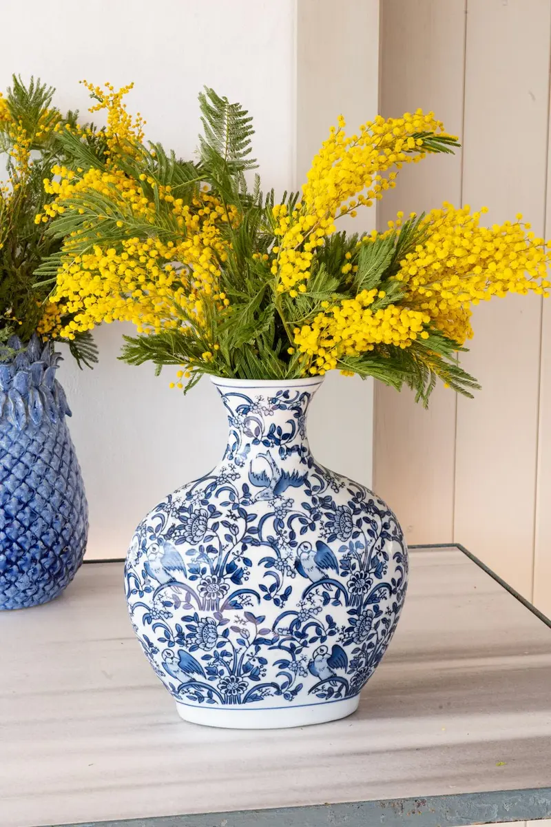 Jarrón De Porcelana Azul Y Blanco Modelo Hida
