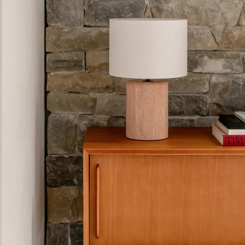 Lámpara de mesa - También - Travertino - Rosa - H42 cm