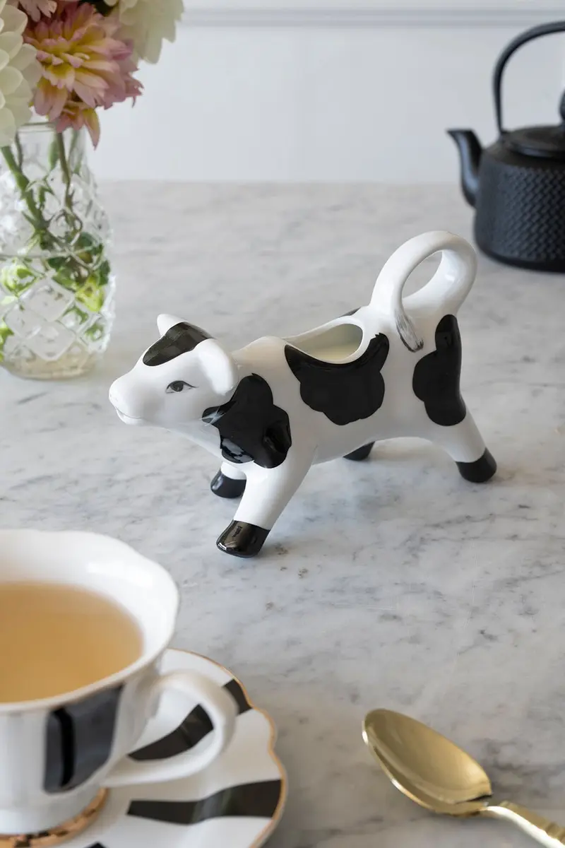 Lechera Con Diseño De Vaca Blanca Y Negra