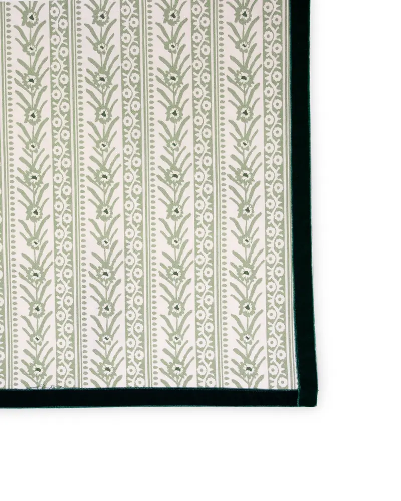 MANTEL CUADRADO CASTAÑO (verde)