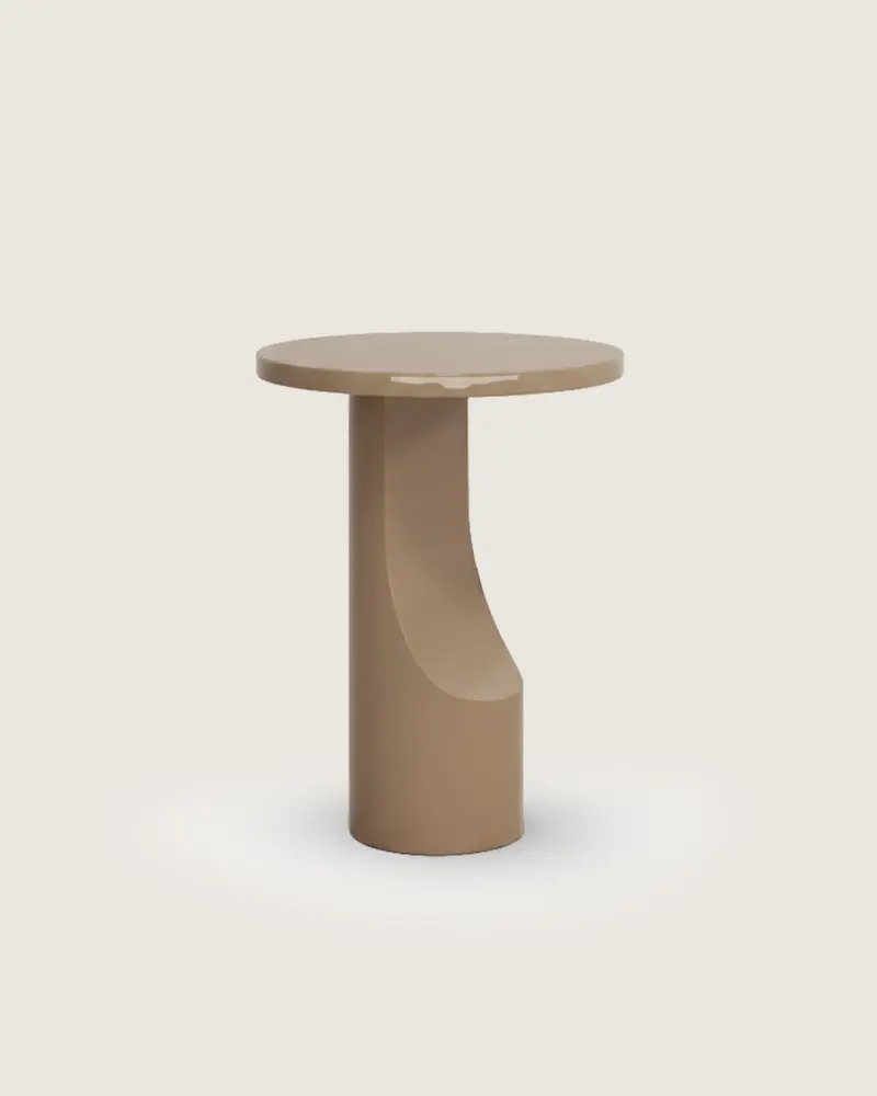 Mesa auxiliar salón comedor redonda microcemento calidad premium pequeña beige alto brillo Alia