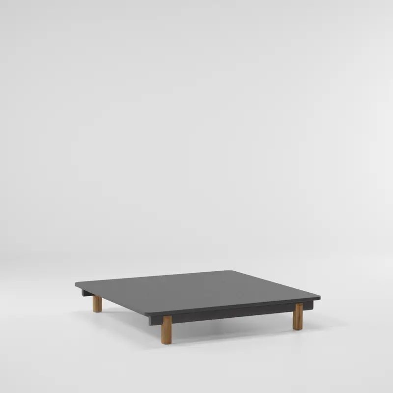Mesa de centro Molo 120x120 | Estructura 01C | Superficie aluminio 01C