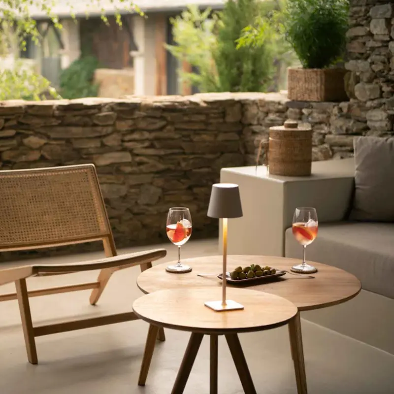 Mesa de centro nórdica de madera de roble