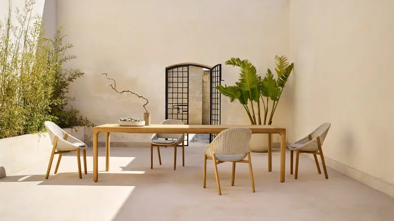 Mesa de comedor de exterior Illum estructura en Teca