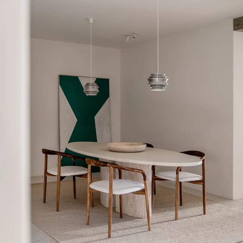 Mesa de comedor ovalada Zira - pata de travertino blanco - tablero Microskin - Latte - 260 cm