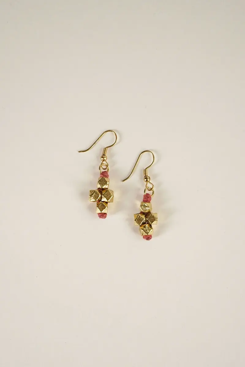 Pendientes Dorados Y Rosas