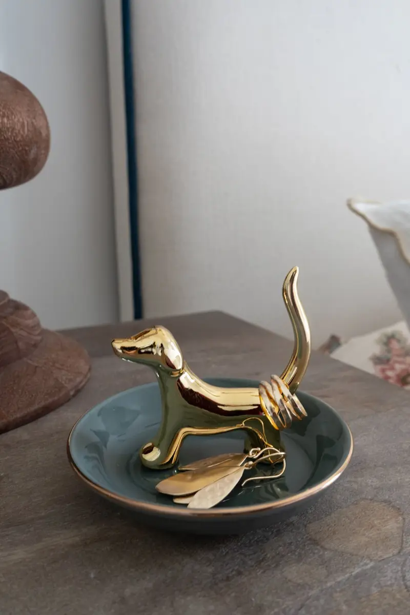 Porta Anillos Perro Dorado
