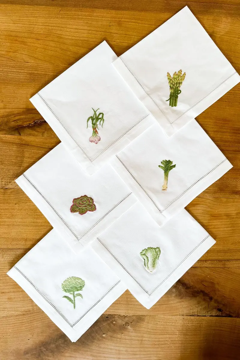 Set de 6 Servilletas Bordadas a Mano con Diseño de Verduras