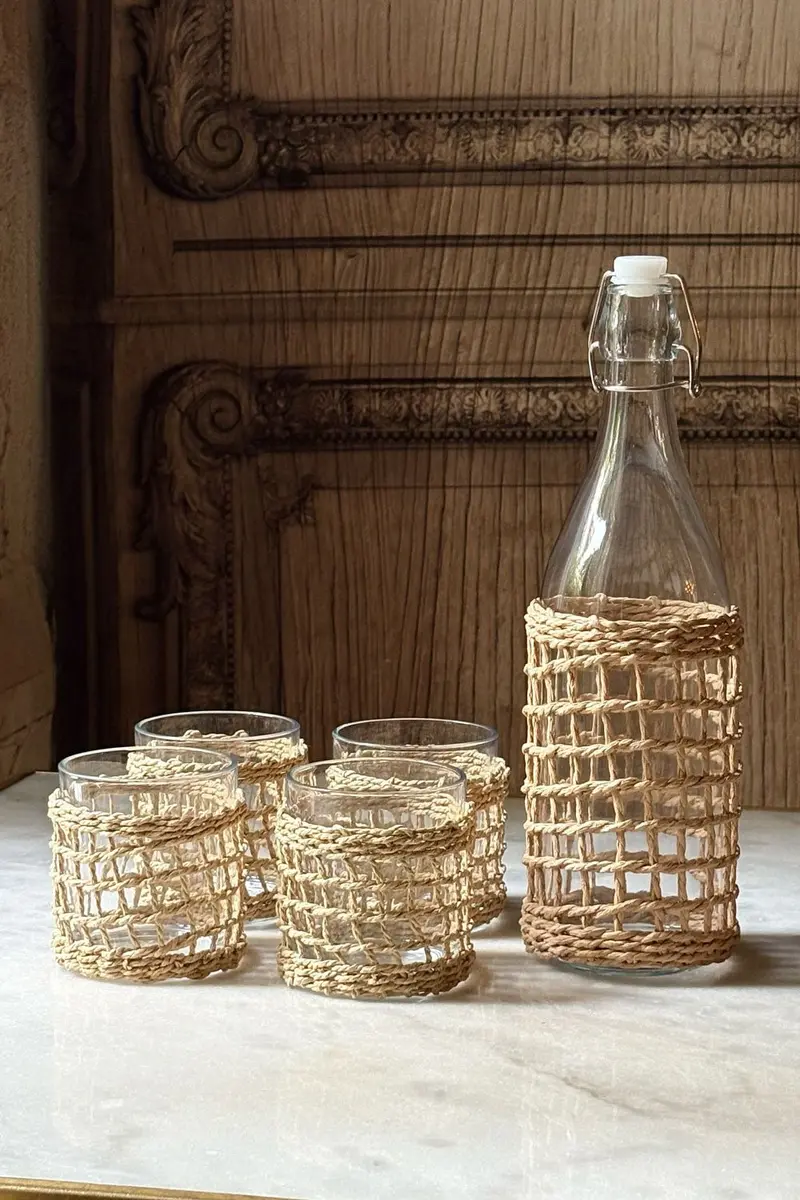 Set De Botella Y Vasos Con Entramado De Fibra