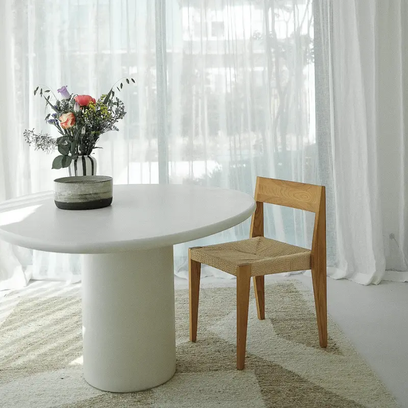 Silla de comedor Chantelle - Roble oscuro - Fresno con asiento tejido