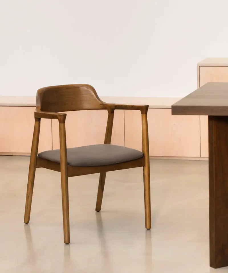 Silla de Comedor en Madera y Polipiel Olivia
