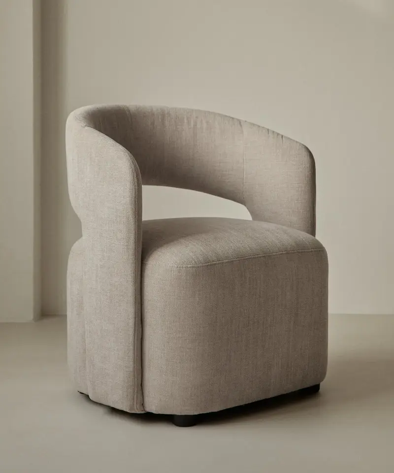 Sillón Tapizado con Reposabrazos Naya