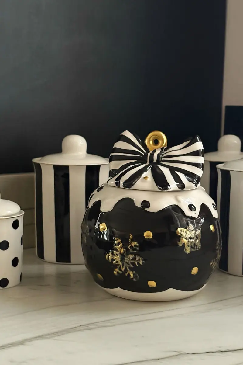 Tarro Con Tapa Adorno Navidad Negro Y Detalles Dorados