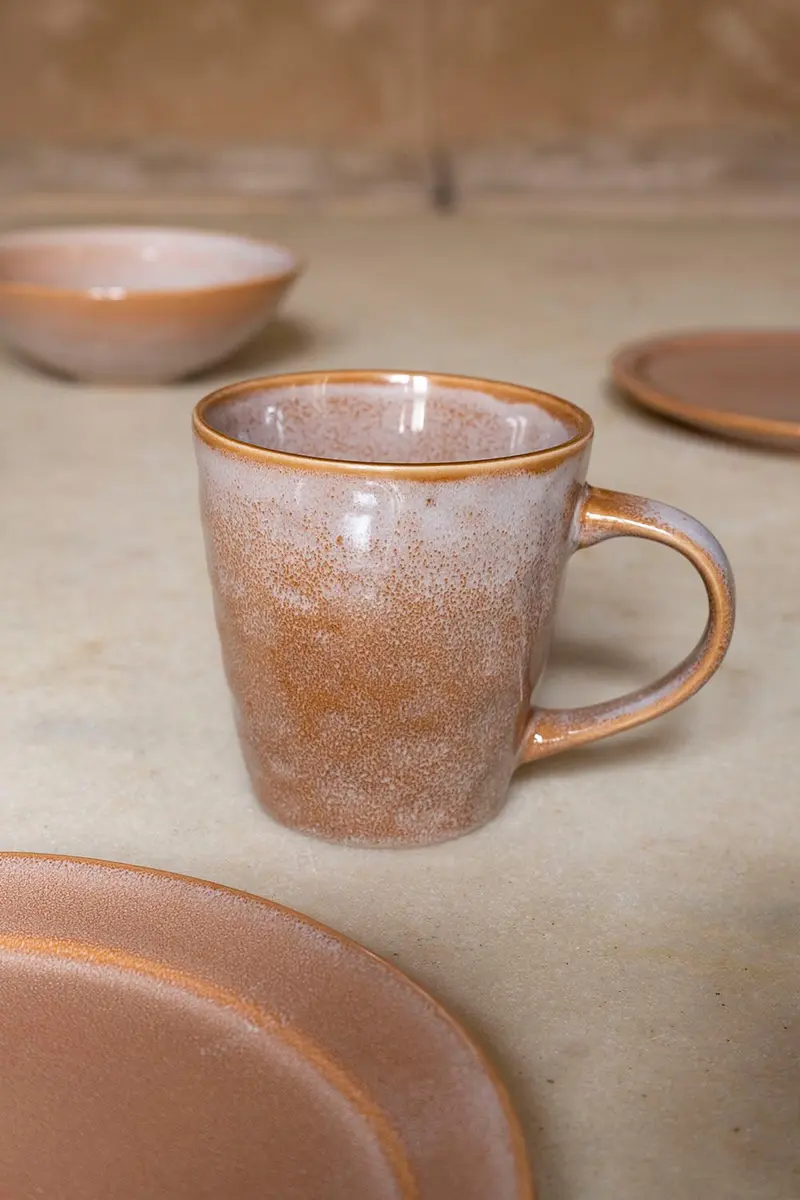 Taza De Gres Con Diseño Irregular